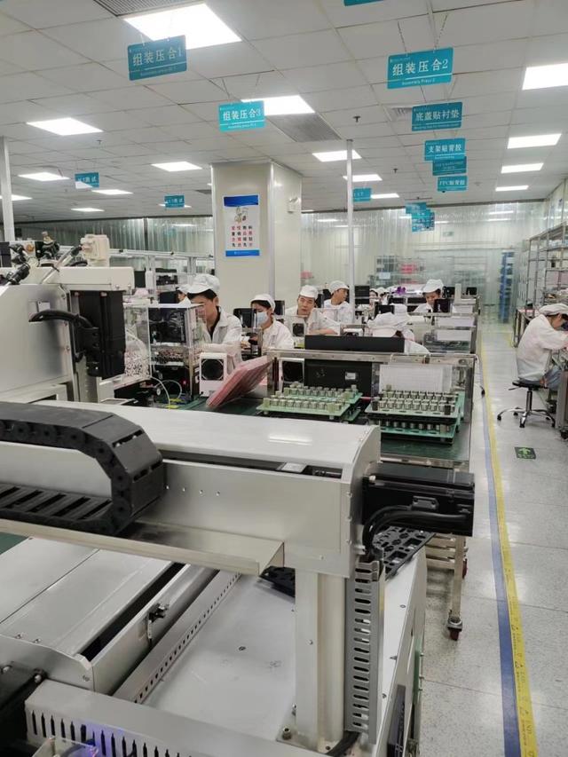 兩江新區電子信息領域企業中秋假期不停工 鉚足干勁抓生產