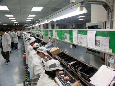 主板怎么煉成?深圳最大制造工廠探秘_鑫茂工廠參觀--主板組裝廠(下)_主板頻道_中關(guān)村在線